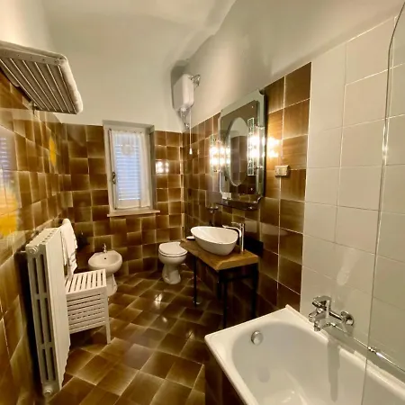 I Ponti Canal House Ареццо