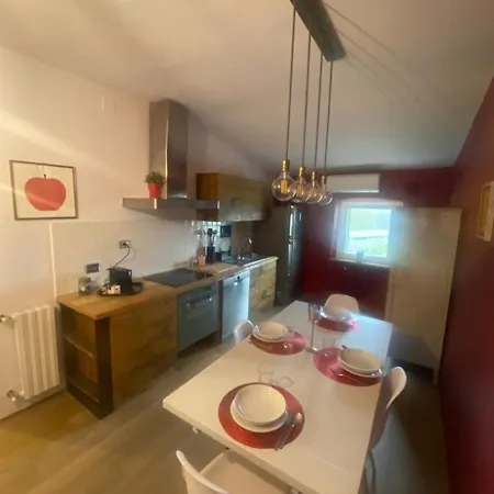 I Ponti Canal House